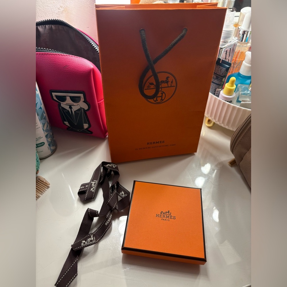 Hermès box and bag